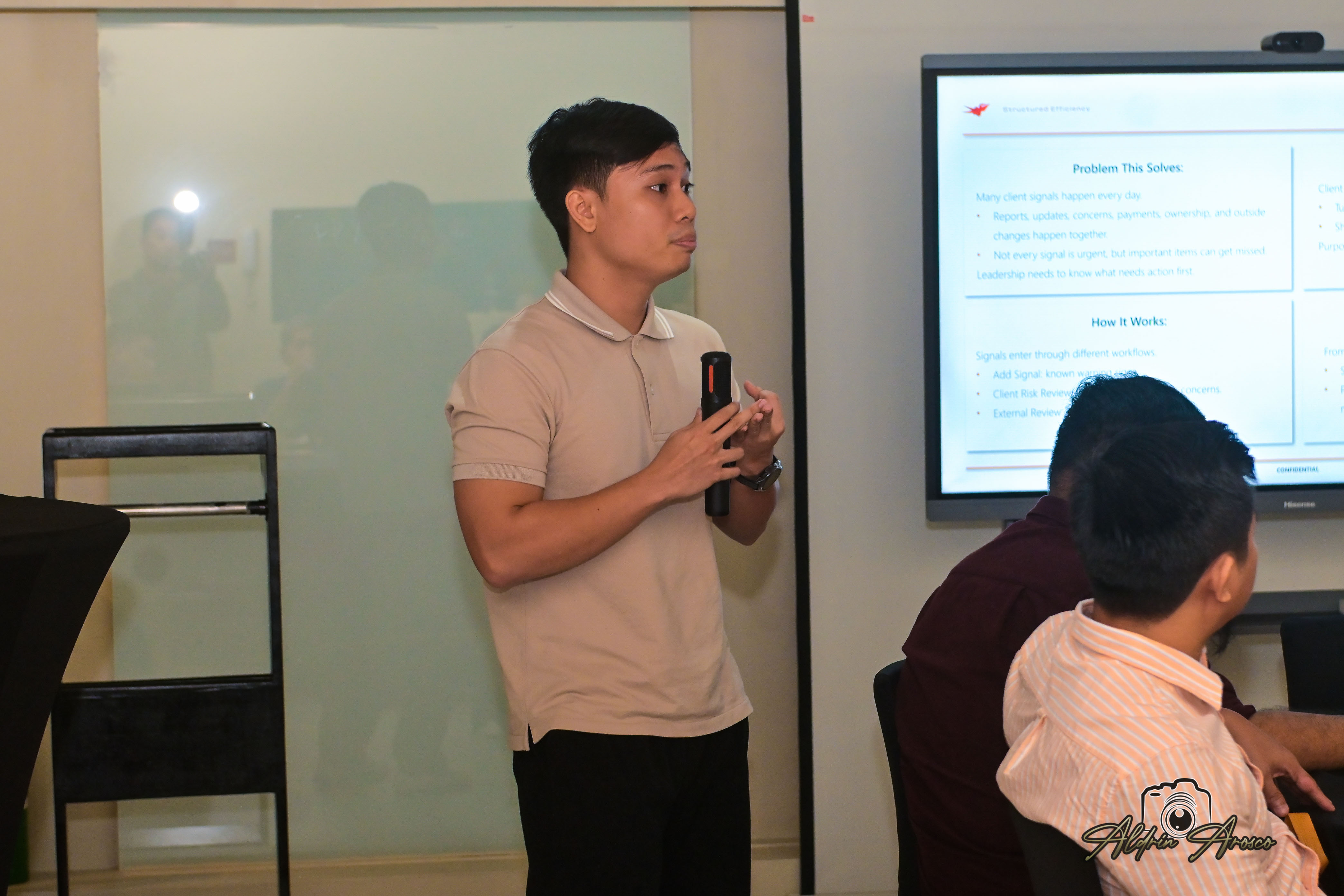 Michael Canaveral presenting at the event
